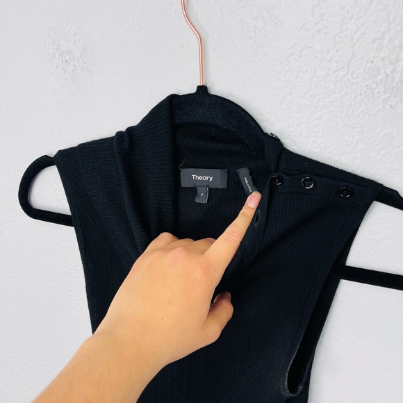 Theory Leendelle Refine Ribbed-Knit Funnel-Neck Black Sleeveless Marino Wool Top - Picture 6 of 9